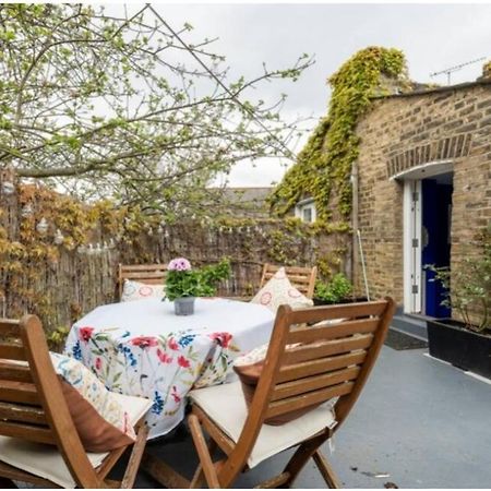 Stylish Room With Private Bath & Terrace In Super Central Clapham Junction Minutes From Victoria, Waterloo London Eksteriør billede