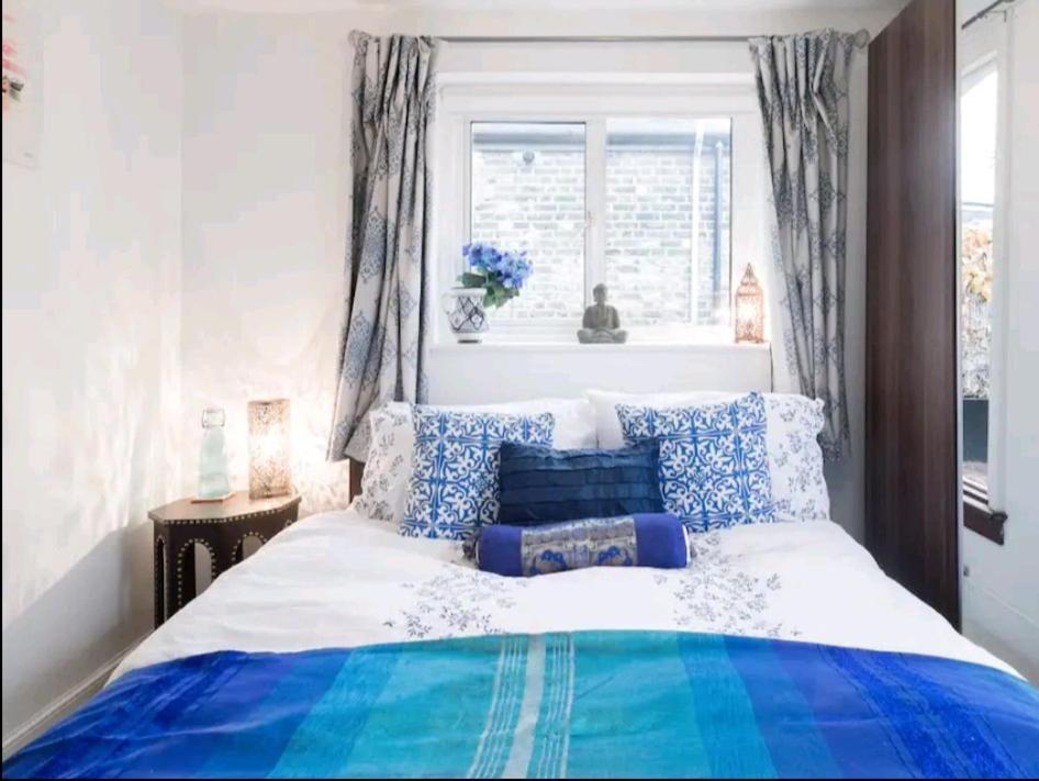 Stylish Room With Private Bath & Terrace In Super Central Clapham Junction Minutes From Victoria, Waterloo London Eksteriør billede